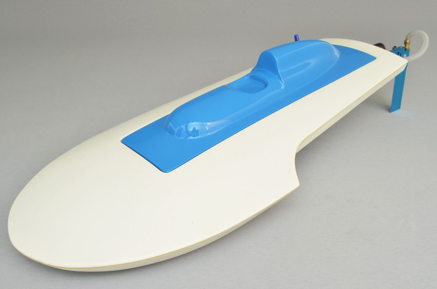 Pre-owned 15.6" RC EP Fiberglass Mia Hydroplane Scale Racing Boat Hull