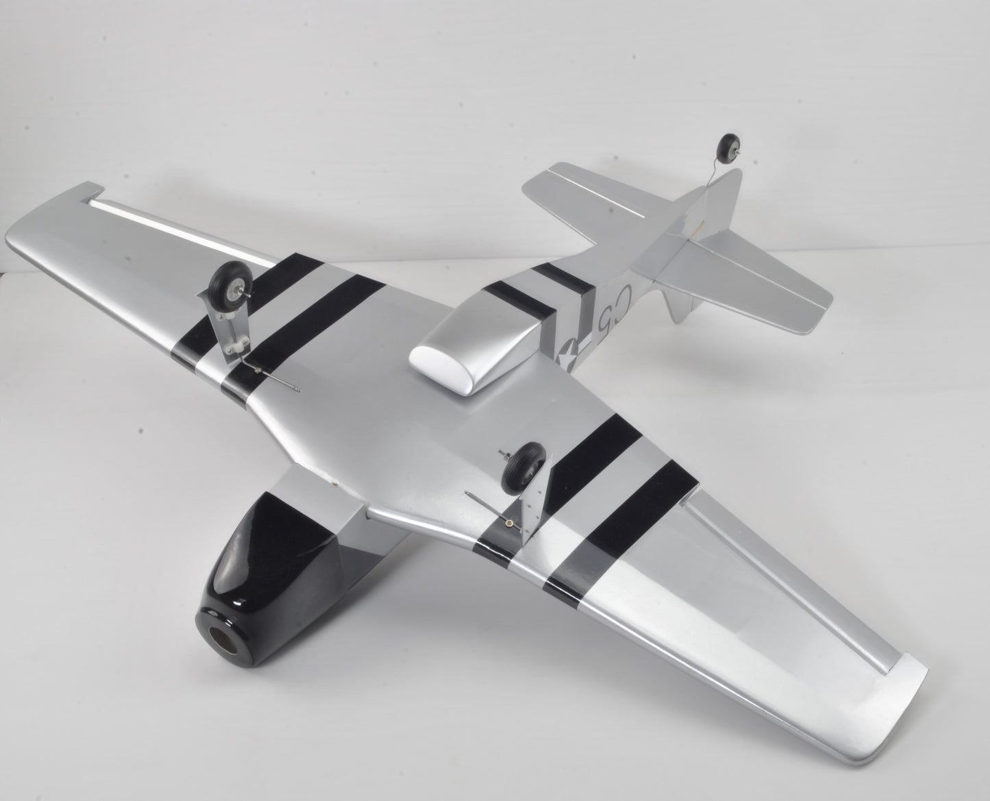 US P-51 Mustang Balsa RC WWII Warbird ARF Kit